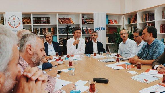 Suriyeli Öğrencilere Yönelik Din Öğretimi Çalıştayı, Müsteşar Yardımcısı Ercan Demircinin Başkanlığında İstanbulda Gerçekleştirildi