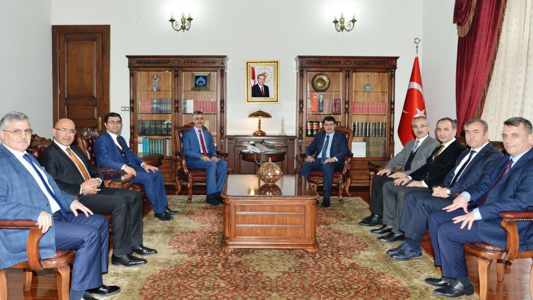 Genel Müdür Yılmaz Başkanlığındaki Heyetimiz, Ankara Valisi Sayın Vasip Şahin´e "Hayırlı Olsun" Ziyareti Gerçekleştirdi