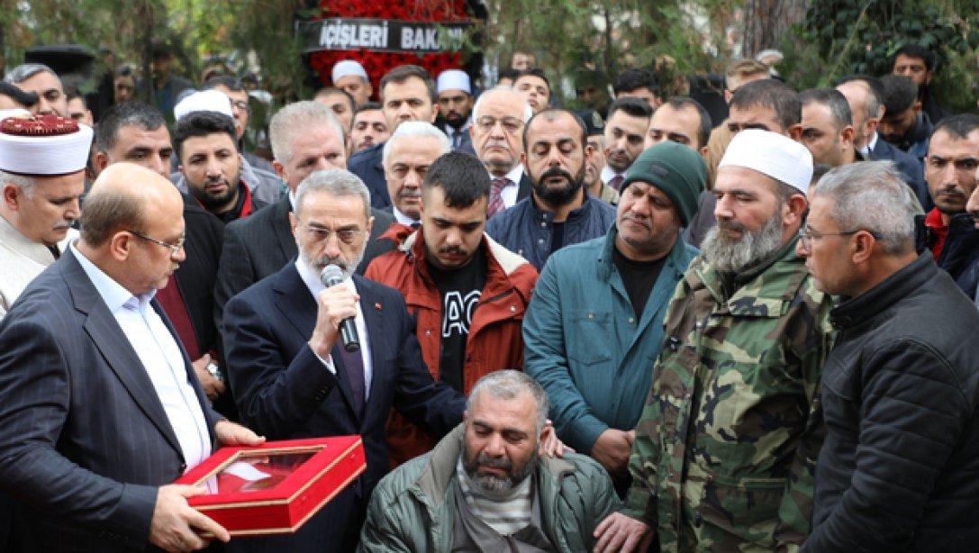 Bakan Yardımcımız Sayın  Osman Sezgin ve Genel Müdürümüz Mehmet Nezir Gül Karkamış Saldırısında Şehit Olan Ayşenur Öğretmenin Cenazesine Katıldı
