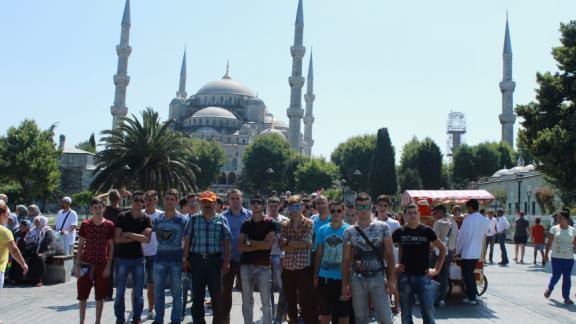 Bulgaristandan Gelen İmam Hatip Lisesi Öğrencilerine Yönelik Eğitim Etkinliği İstanbulda Gerçekleştirildi