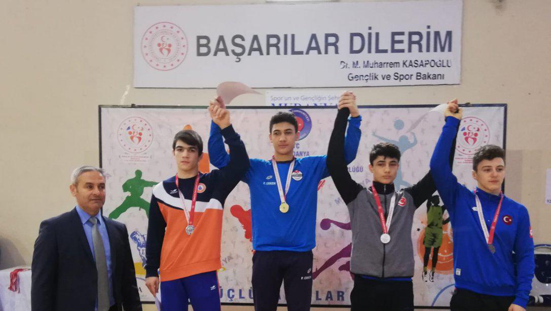 Din Öğretimi Genel Müdürlüğüne Bağlı Anadolu İmam Hatip Liselerinde Yürütülen Spor Programı Meyvelerini Vermeye Başladı