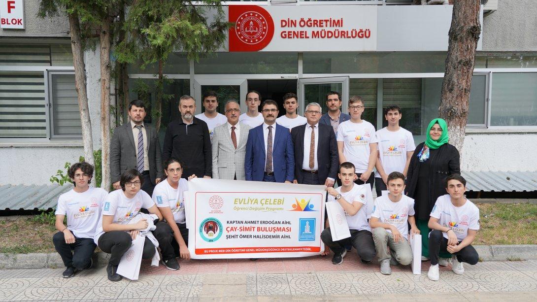 Genel Müdürümüz Dr. Ahmet İşleyen, Evliya Çelebi Öğrenci Değişim Programı Kapsamında Rize'den Ankara'ya Gelen Öğrencilerle Bir Araya Geldi