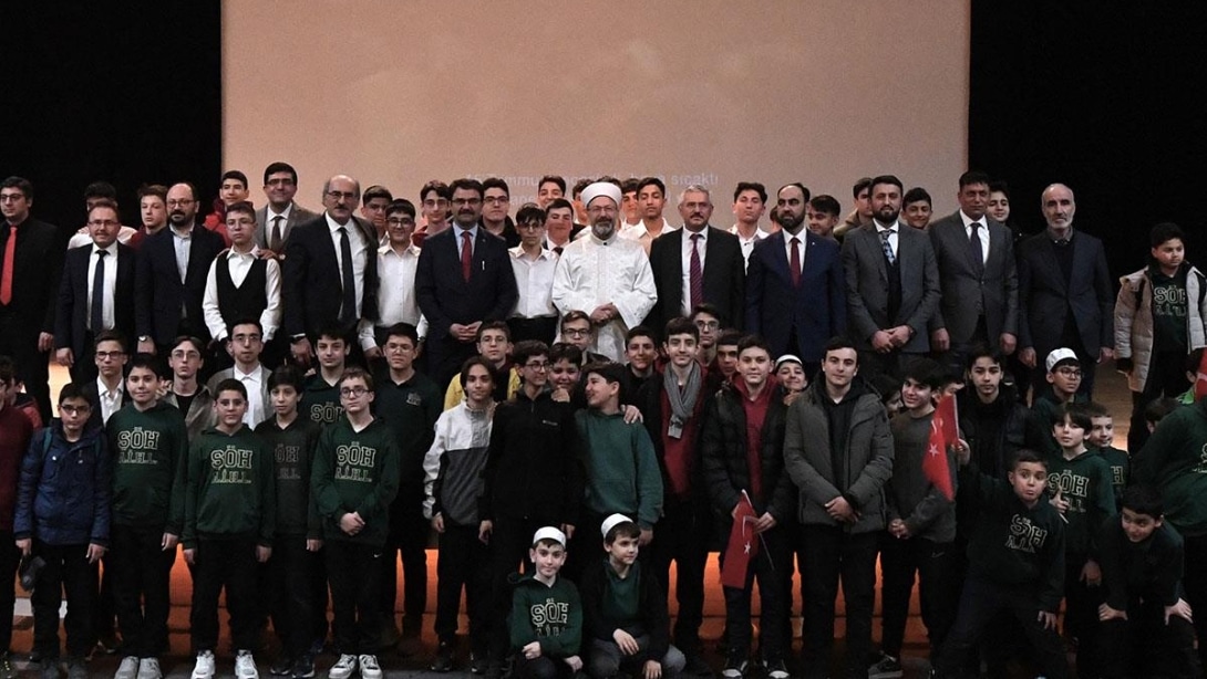 Şehit Ömer Halisdemir'i Anma Programı, Diyanet İşleri Başkanı Prof. Dr. Ali Erbaş ve Genel Müdürümüz Dr. Ahmet İşleyen'in Katılımlarıyla Gerçekleştirildi